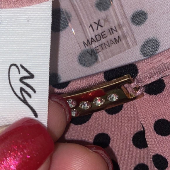 NY Women’s collection pink and black polkadot blouse scrunch tie sleeves Size 1X - Picture 6 of 14